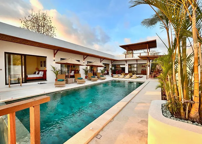 Chris - Stunning 4br With Ocean & Sunset View Villa *