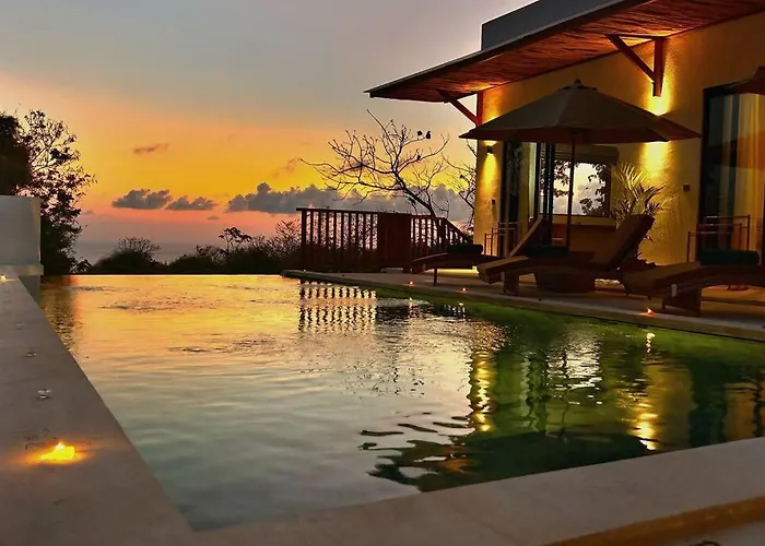 Chris - Stunning 4br With Ocean & Sunset View Uluwatu (Bali)