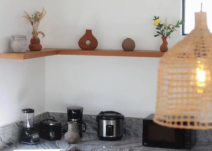 Chris - Stunning 4br With Ocean & Sunset View