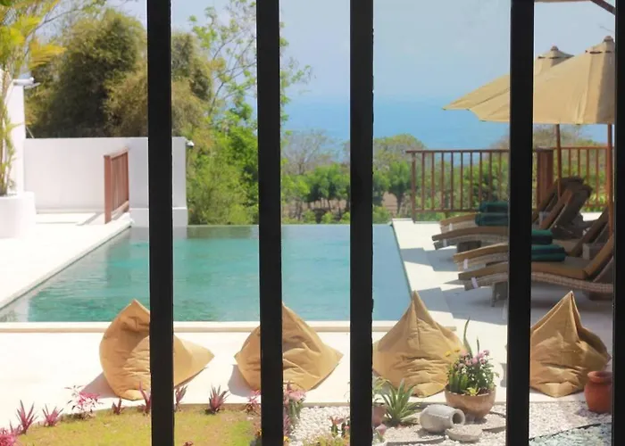 Villa Chris - Stunning 4br With Ocean & Sunset View Uluwatu (Bali)
